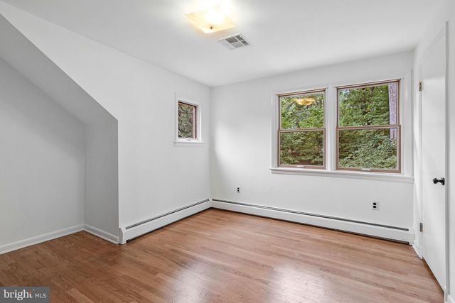 2213 APPLE TREE LN, Silver Spring, MD 20905