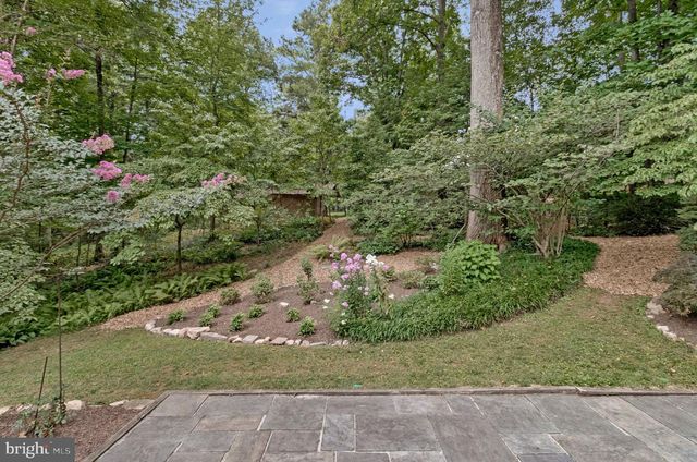 2213 APPLE TREE LN, Silver Spring, MD 20905