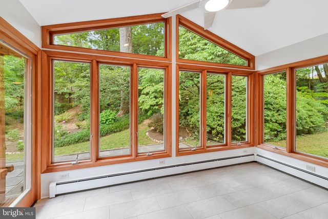 2213 APPLE TREE LN, Silver Spring, MD 20905