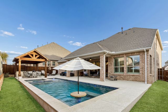 2918 Deerhurst Drive, Highland Village, TX 75077