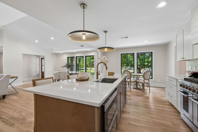 8011 Wikle Rd, E, Brentwood, TN 37027