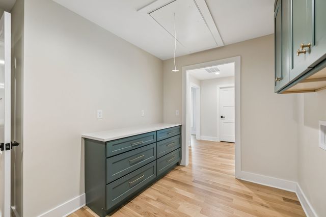 8011 Wikle Rd, E, Brentwood, TN 37027