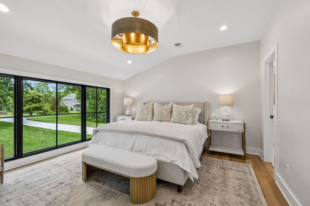 8011 Wikle Rd, E, Brentwood, TN 37027