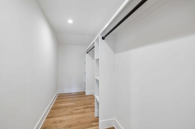 8011 Wikle Rd, E, Brentwood, TN 37027