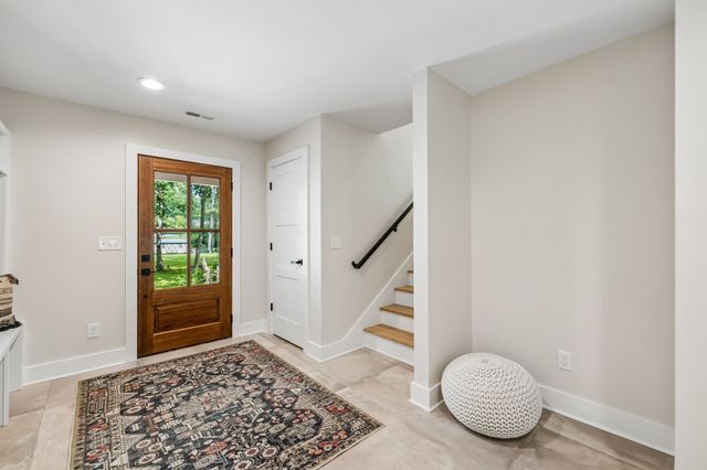 8011 Wikle Rd, E, Brentwood, TN 37027