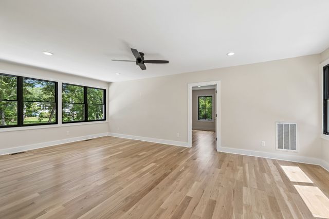 8011 Wikle Rd, E, Brentwood, TN 37027