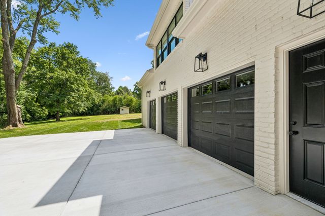 8011 Wikle Rd, E, Brentwood, TN 37027