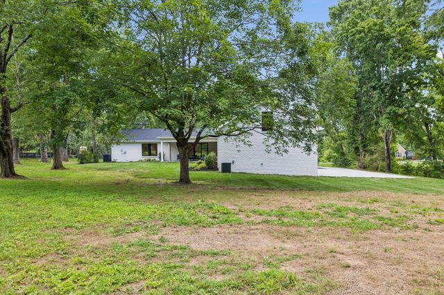 8011 Wikle Rd, E, Brentwood, TN 37027