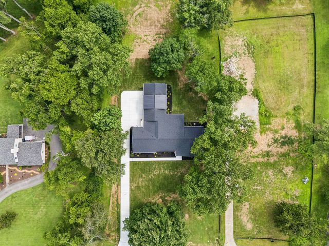 8011 Wikle Rd, E, Brentwood, TN 37027