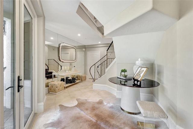 195 S Beach DR, Marco Island, FL 34145