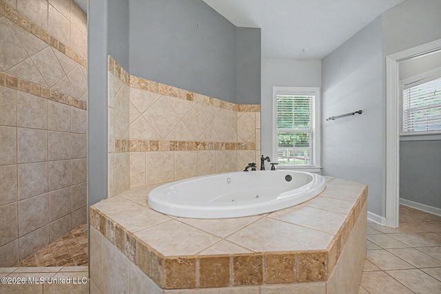 6570 Rolling Hills Drive, Olive Branch, MS 38654