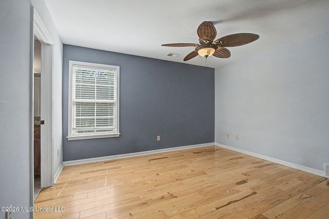 6570 Rolling Hills Drive, Olive Branch, MS 38654