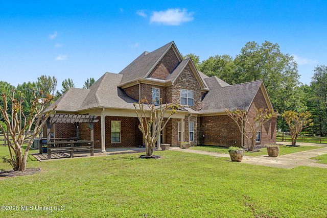 6570 Rolling Hills Drive, Olive Branch, MS 38654