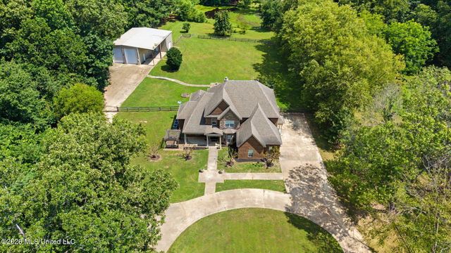 6570 Rolling Hills Drive, Olive Branch, MS 38654