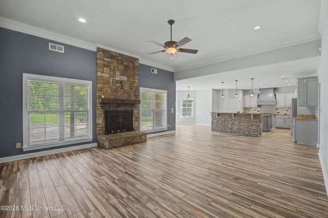 6570 Rolling Hills Drive, Olive Branch, MS 38654