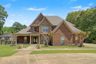 6570 Rolling Hills Drive, Olive Branch, MS 38654