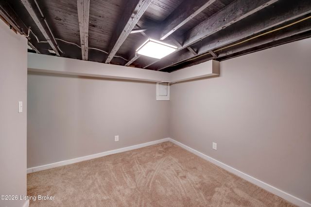 1010 Palatka Rd, Louisville, KY 40214