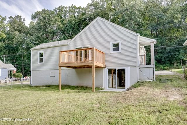 1010 Palatka Rd, Louisville, KY 40214