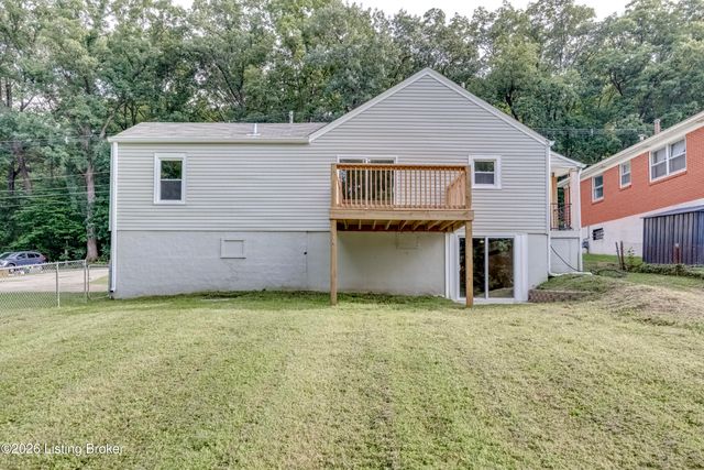 1010 Palatka Rd, Louisville, KY 40214