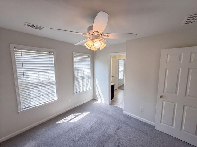 12 Columns Way, Newnan, GA 30265