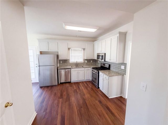 12 Columns Way, Newnan, GA 30265