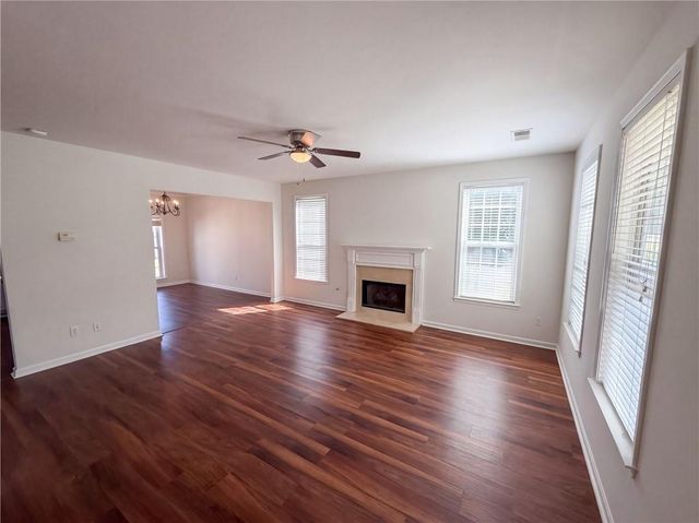12 Columns Way, Newnan, GA 30265