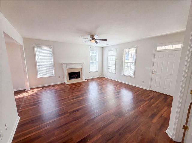12 Columns Way, Newnan, GA 30265