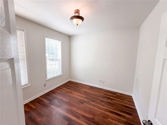12 Columns Way, Newnan, GA 30265