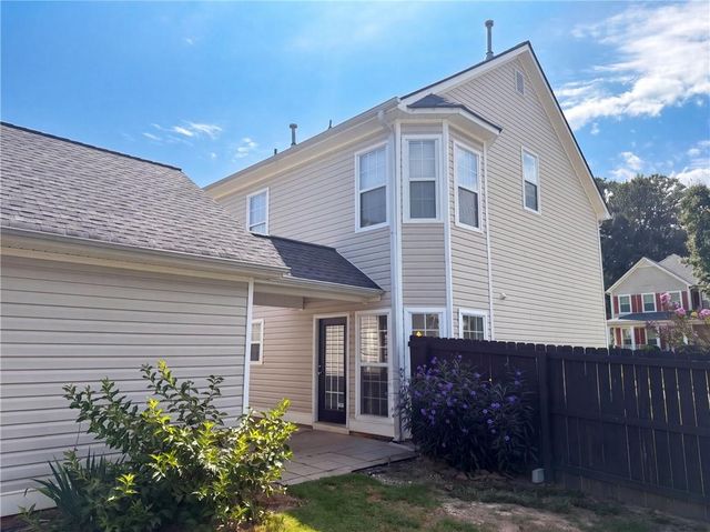 12 Columns Way, Newnan, GA 30265