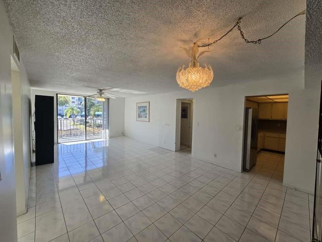 6195 Rock Island Rd 209, Tamarac, FL 33319