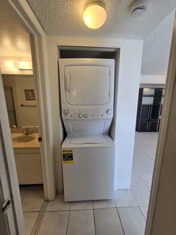 6195 Rock Island Rd 209, Tamarac, FL 33319