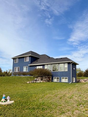 5737 Raven Point Road, Prior Lake, MN 55372