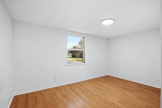 556 Ox-Bow Court, Burleson, TX 76028