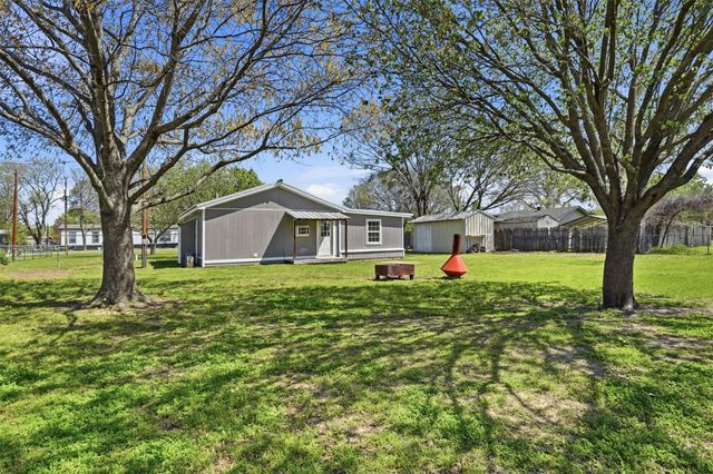 556 Ox-Bow Court, Burleson, TX 76028