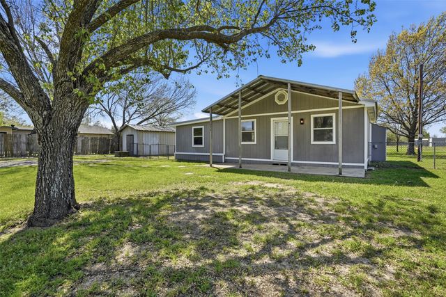 556 Ox-Bow Court, Burleson, TX 76028