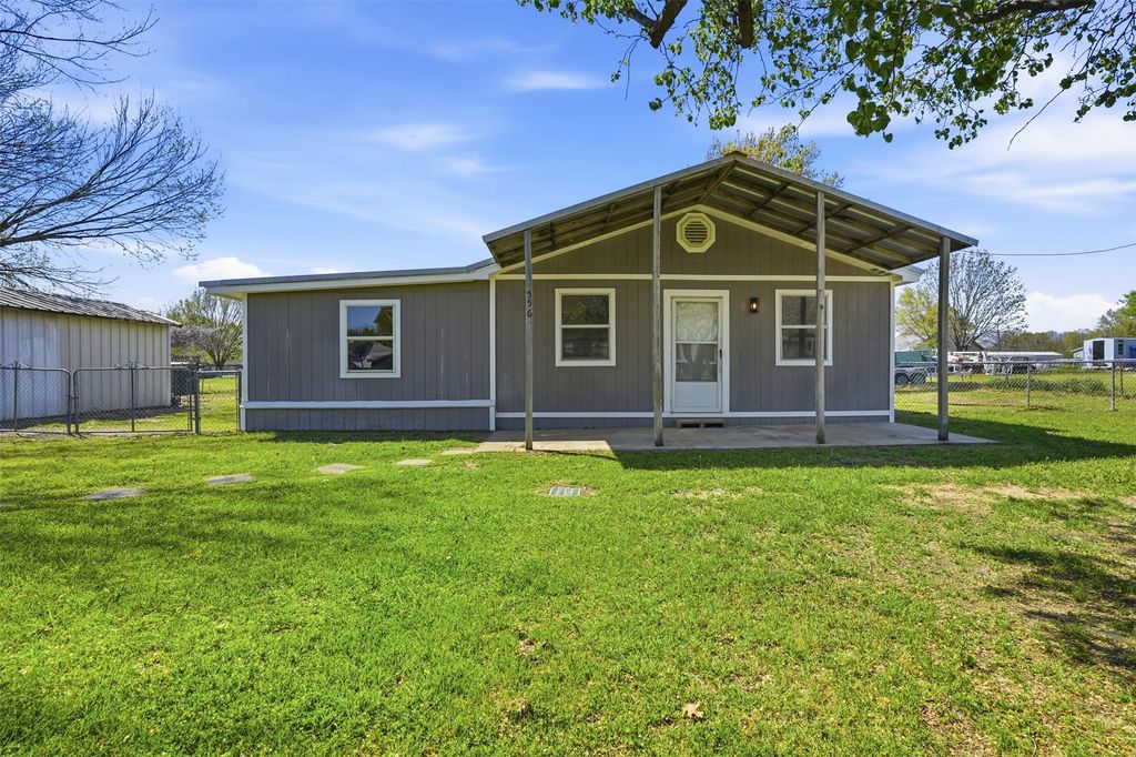 556 Ox-Bow Court, Burleson, TX 76028