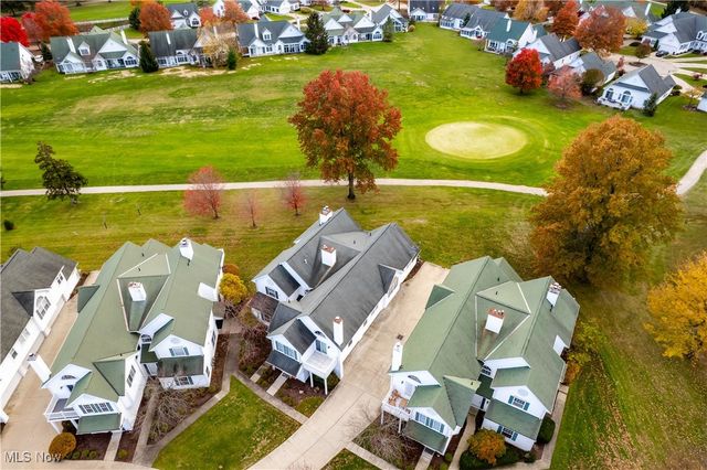 385 Vista Circle, North Olmsted, OH 44070