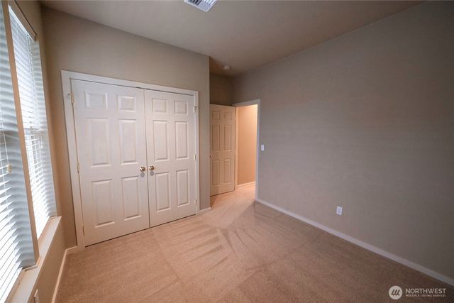 755 SE Heron Drive, College Place, WA 99324