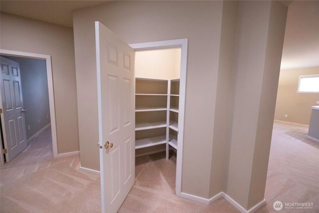 755 SE Heron Drive, College Place, WA 99324