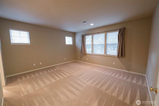 755 SE Heron Drive, College Place, WA 99324