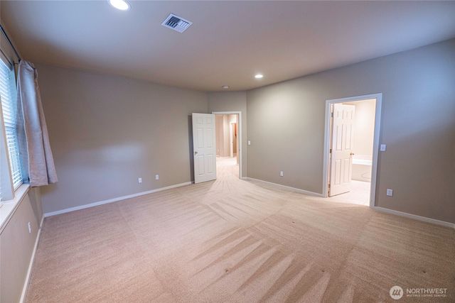 755 SE Heron Drive, College Place, WA 99324