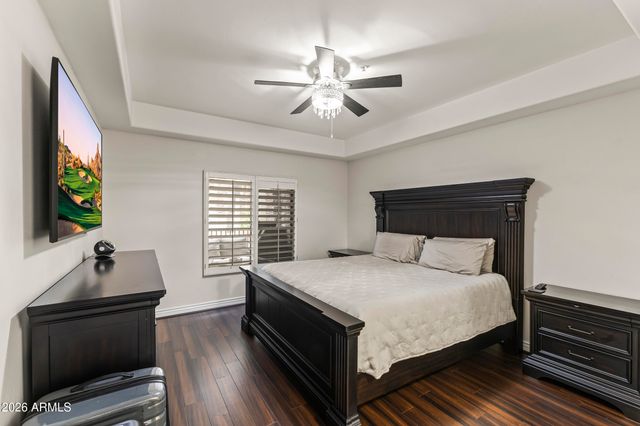 5450 E DEER VALLEY Drive 1002, Phoenix, AZ 85054