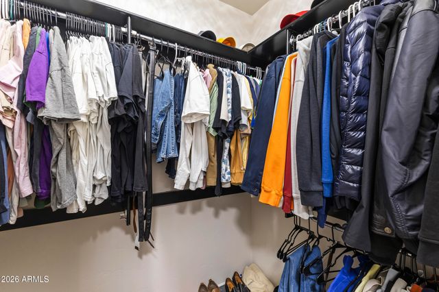 5450 E DEER VALLEY Drive 1002, Phoenix, AZ 85054