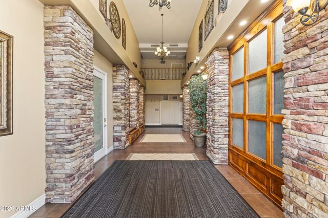 5450 E DEER VALLEY Drive 1002, Phoenix, AZ 85054