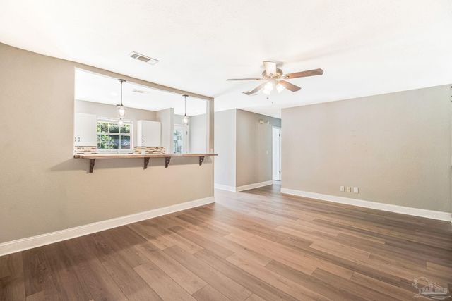 4285 Lindsey Ln, Pace, FL 32571