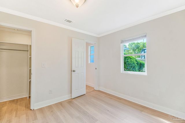 4285 Lindsey Ln, Pace, FL 32571