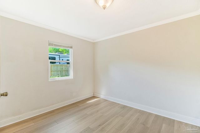 4285 Lindsey Ln, Pace, FL 32571