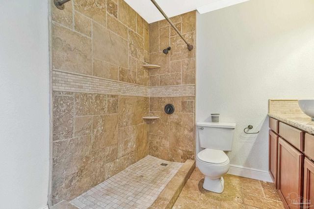 4285 Lindsey Ln, Pace, FL 32571