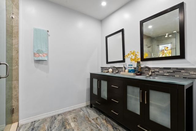 23351 Bar Lake Drive 33, Boca Raton, FL 33433