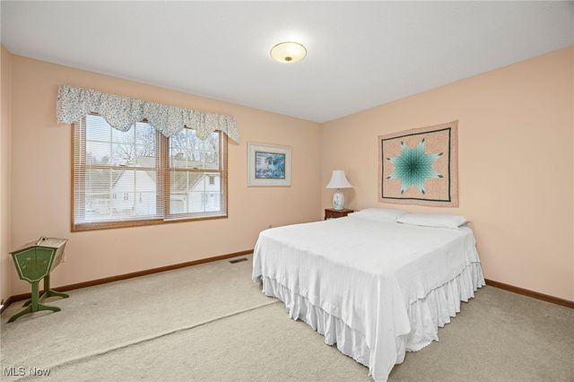 668 Sally Circle 45, Wadsworth, OH 44281